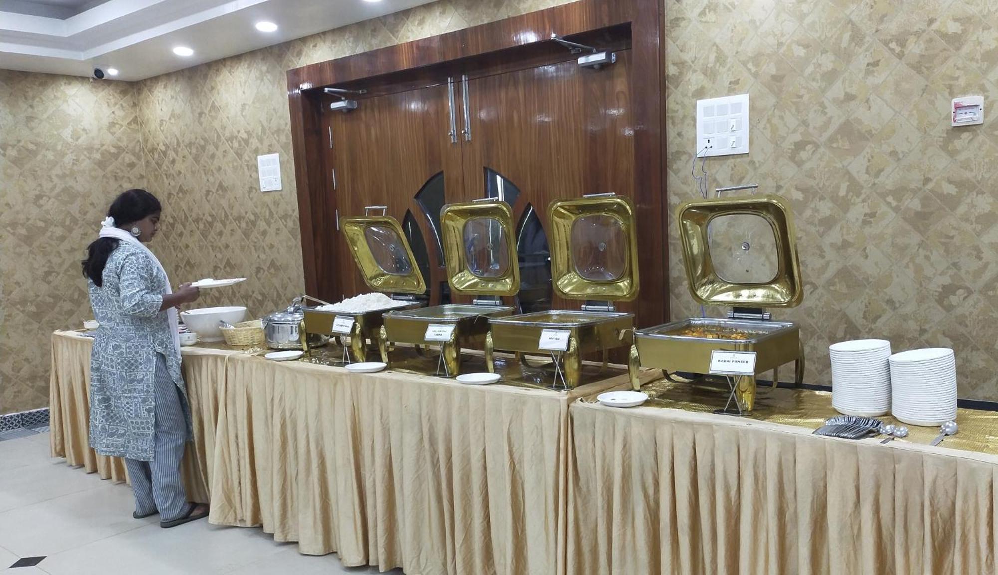 The Adventure Luxury Hotel Bhubaneswar Eksteriør bilde
